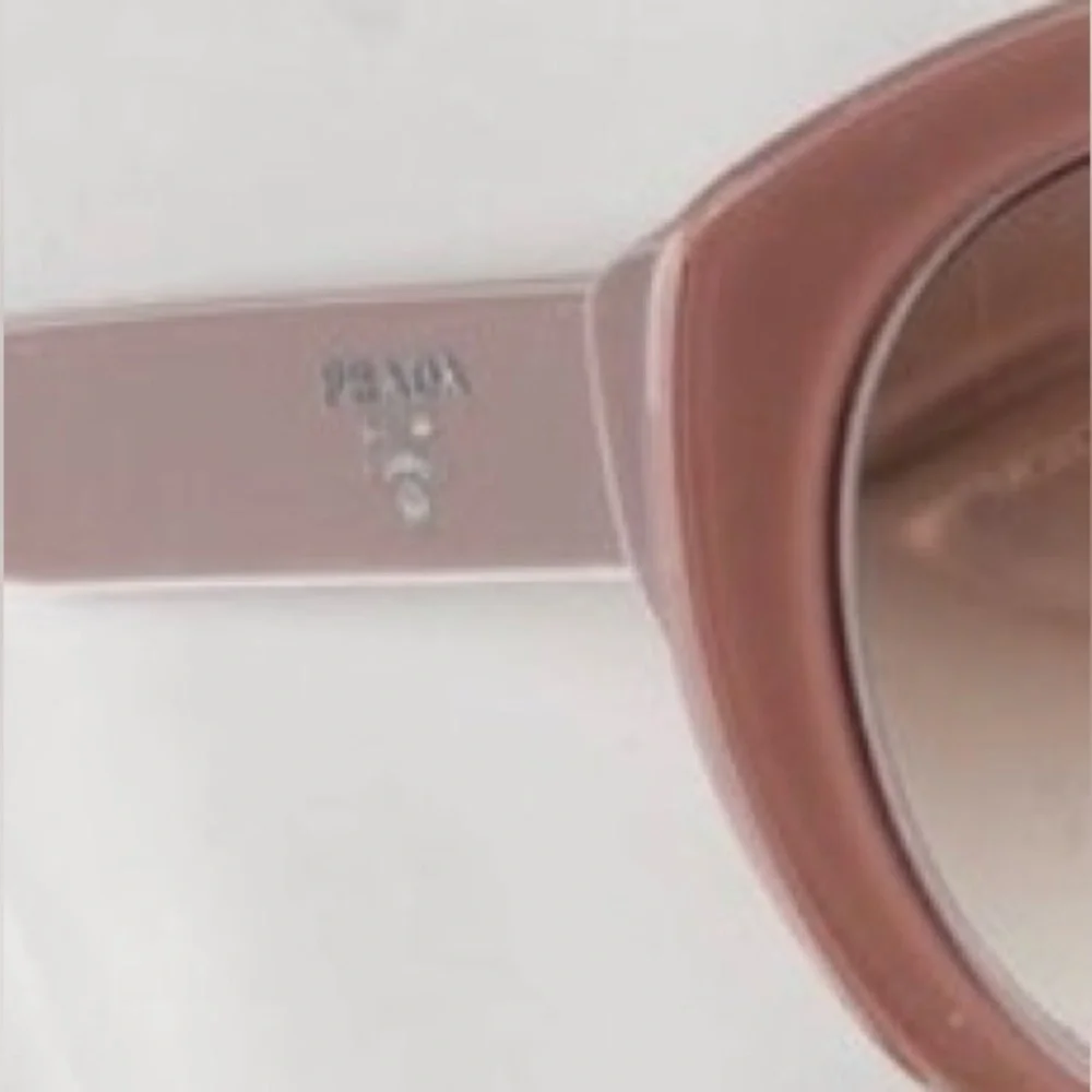 Prada Logo Pink Oversized Cat-Eye Sunglasses - Picture 3 of 13